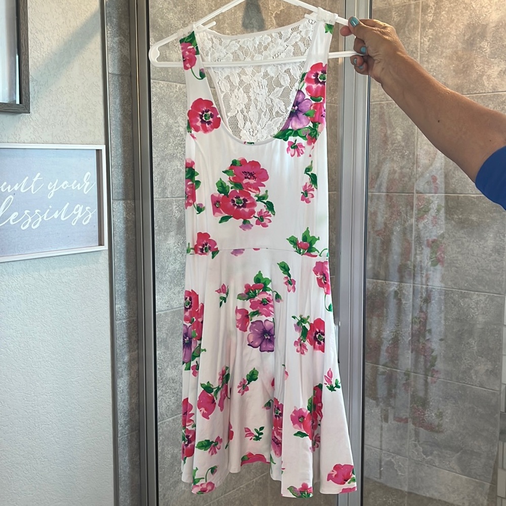 Short dress